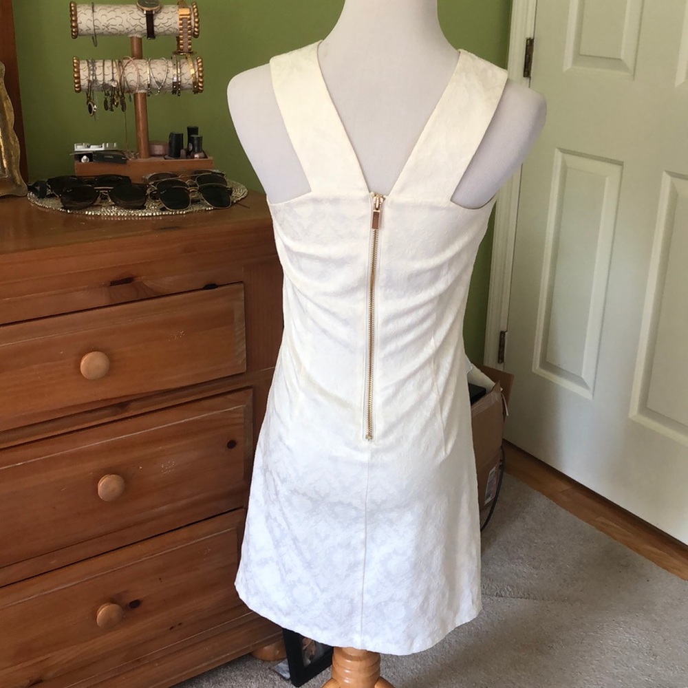 GUESS dress. Size XS NWOT - Picture 5 of 7